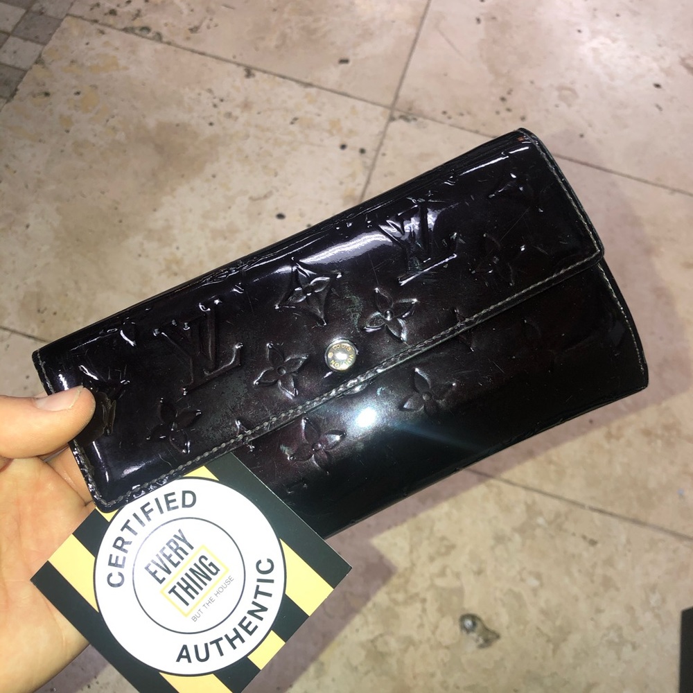 LV Wallet